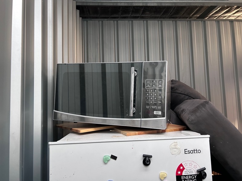 KeepSafe Storage Redbank Abandoned Storage Auctions auction IB-3533