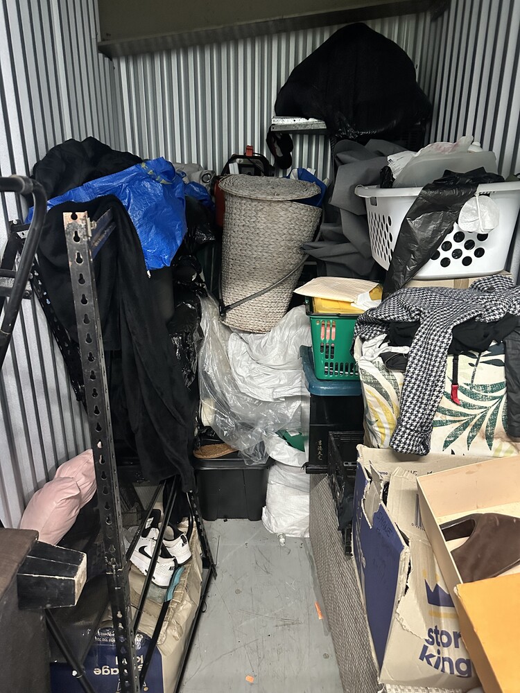 Rent a Space Moore Park Bid on Storage auction IB-9630