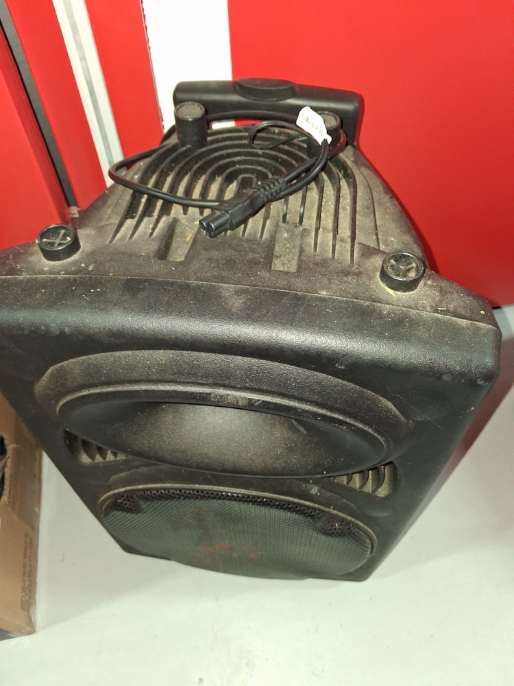 Public Self Storage Hallam Self Storage Facility Unit auction IB-7221