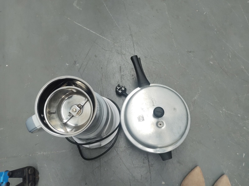 Kennards Self Storage Bankstown Abandoned Storage Unit Auctions auction IB-2429