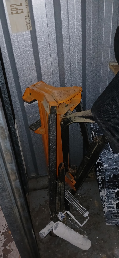 Stow-Away Belfield Storage auction IB-4439