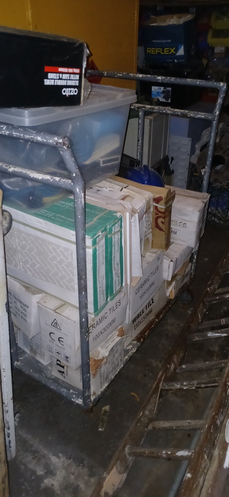 Stow-Away Belfield Bid on Storage auction IB-4439