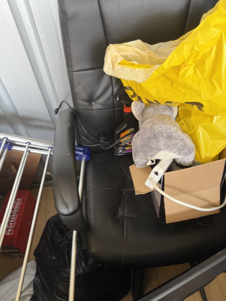 Fort Knox Self Storage Dandenong Bid on Storage auction IB-6414