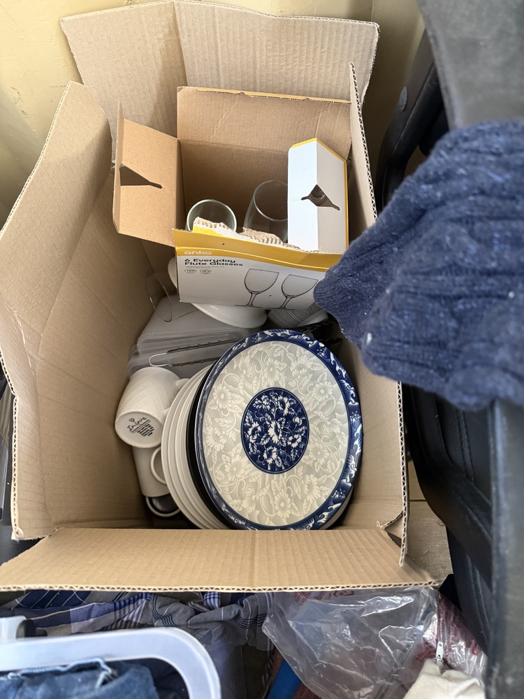 Fort Knox Self Storage Dandenong Abandoned Storage shed Auctions auction IB-6414