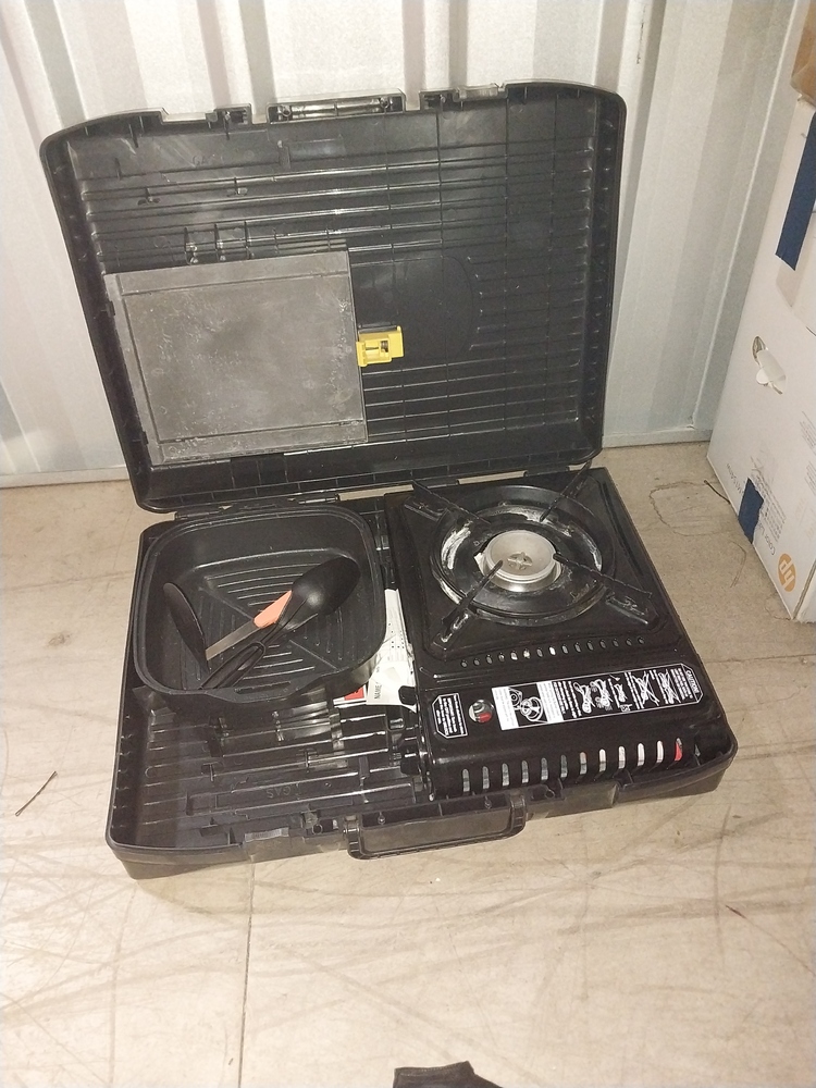 Storage King Windsor Gardens Self Storage Unit auction IB-2485