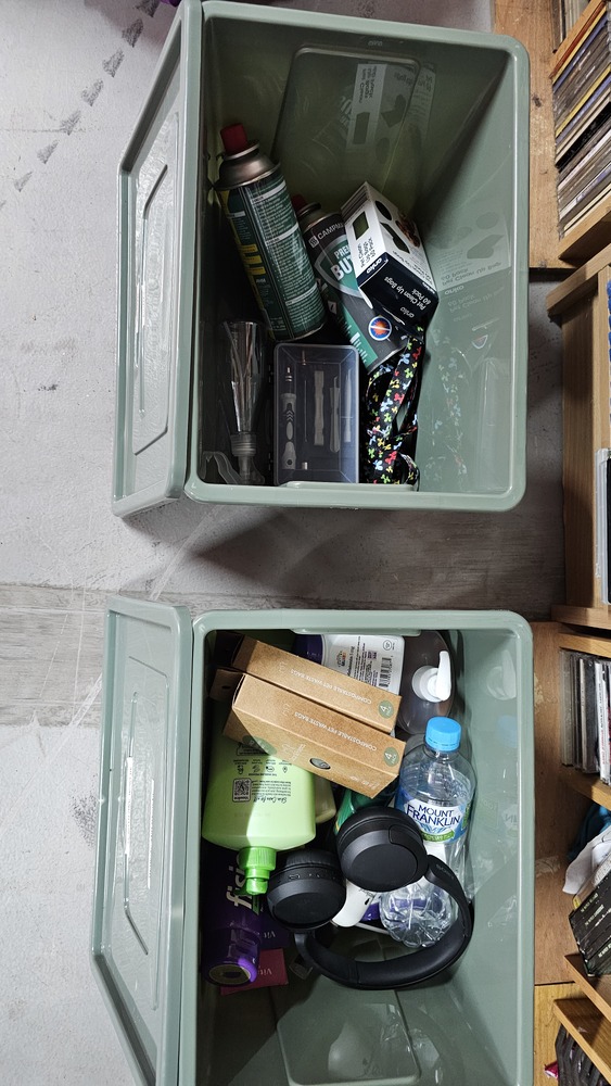 Public Self Storage Hallam Self Storage Facility Unit auction IB-7008