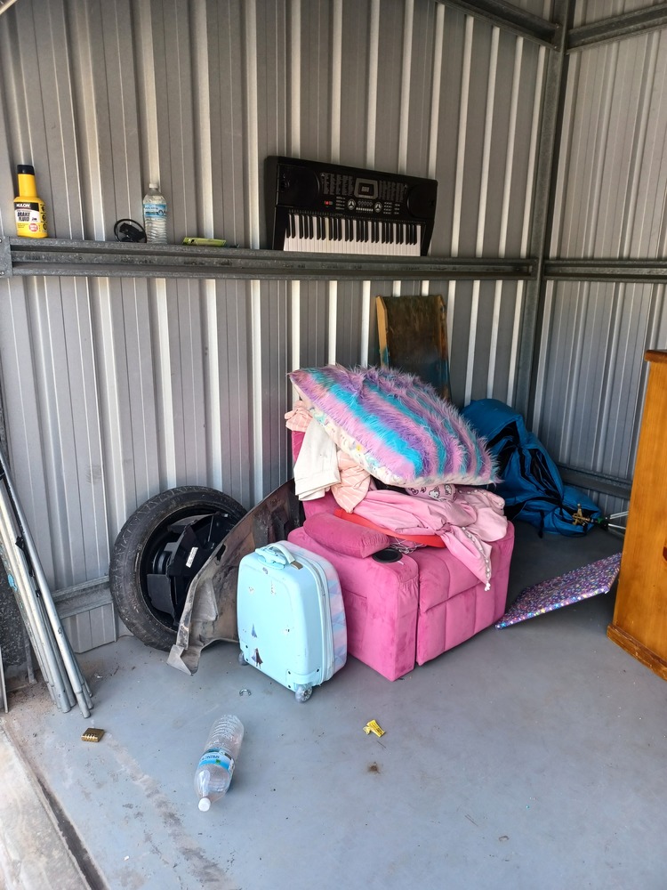 Loxon Storage Gladstone Storage Unit auction IB-1923