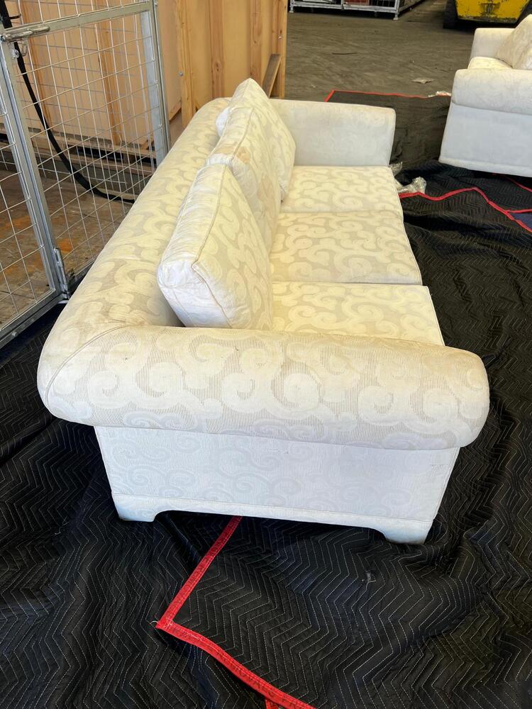 Fragile Removals Melbourne Storage auction IB-7509