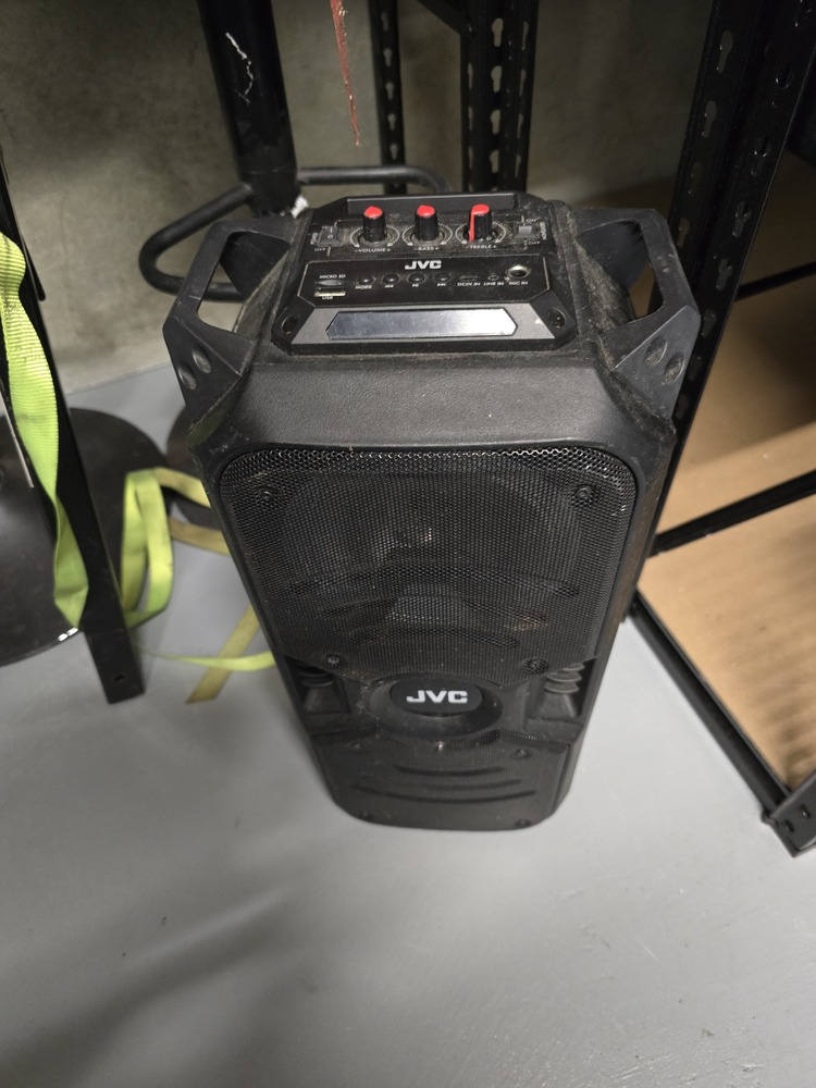 Storage King Virginia Storage Facility Unit auction IB-8438