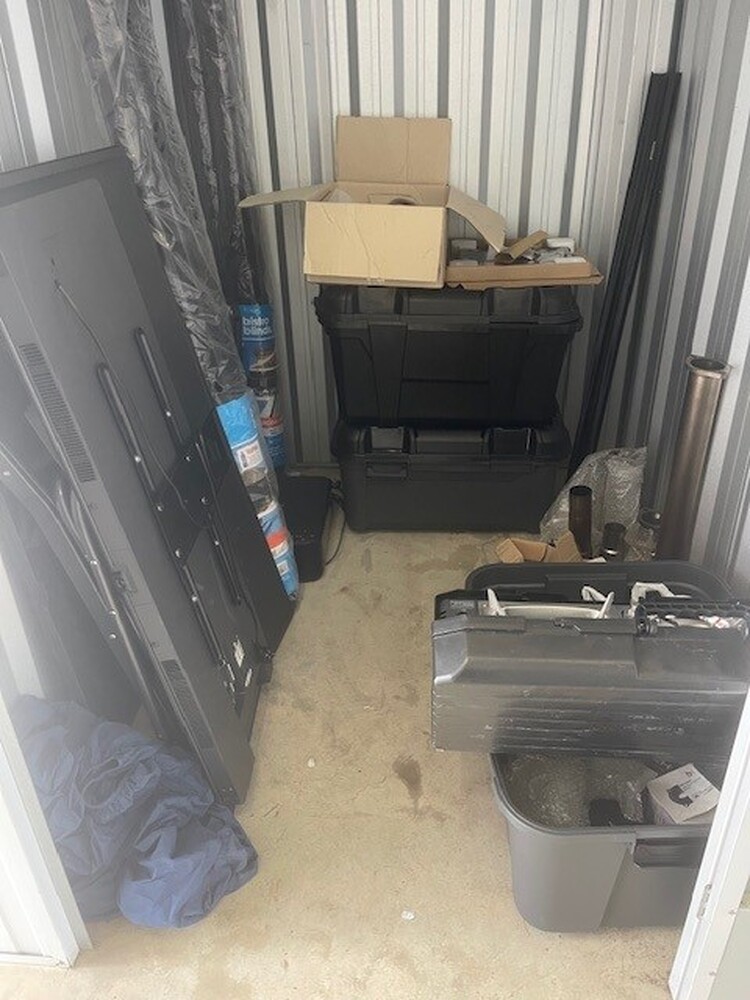 Storage King Kunda Park Storage auction IB-1324