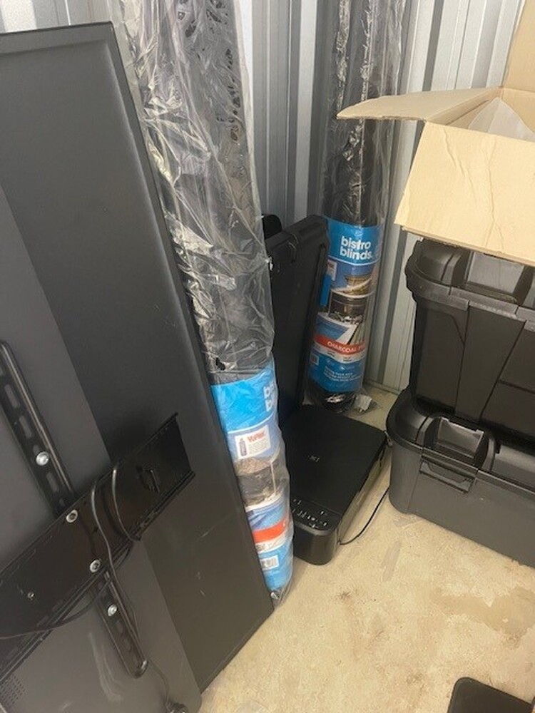 Storage King Kunda Park Storage Unit auction IB-1324