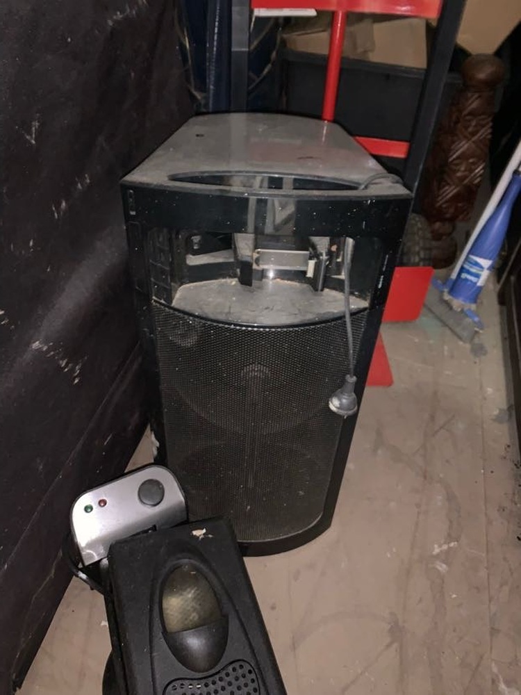 Rent a Space Gregory Hills Abandoned Storage centre Auctions auction IB-9340