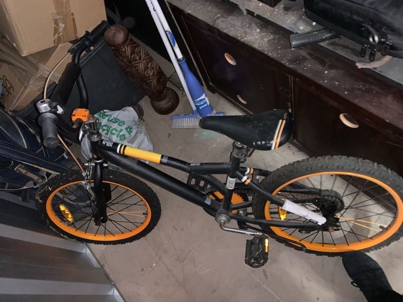 Rent a Space Gregory Hills AustraliaÂ Storage Auctions auction IB-9340