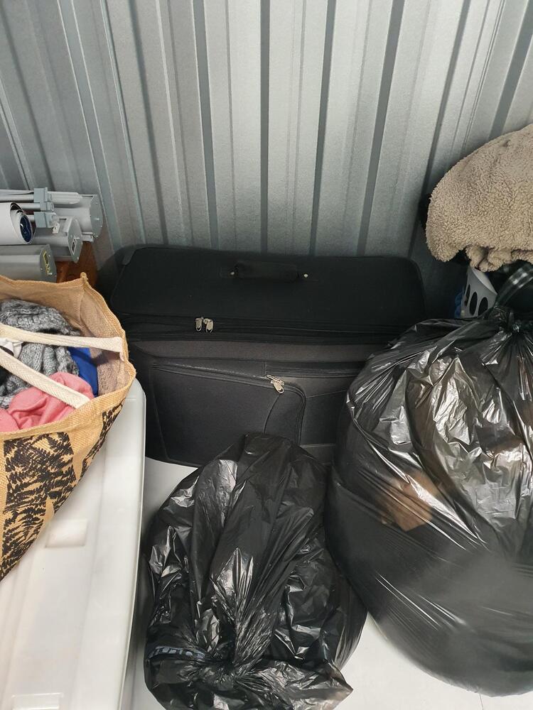 Storage King Redbank Plains Bid on Storage auction IB-1032