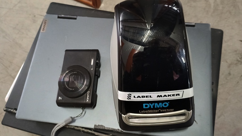 Kennards Self Storage Milton Storage Unit auction IB-8178