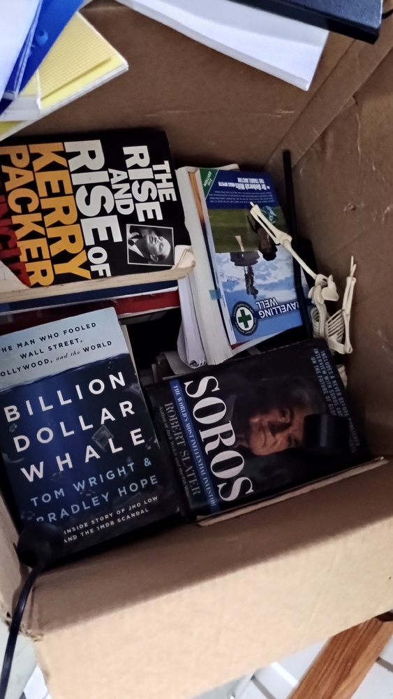 Kennards Self Storage Milton Storage lock up Auctions auction IB-8178