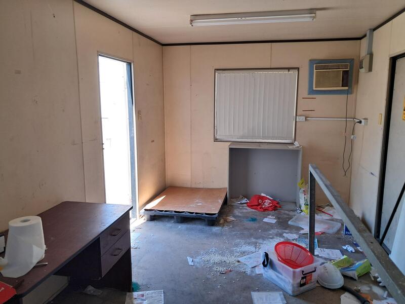 Storage King Bentley  Storage Facility Unit auction IB-3656