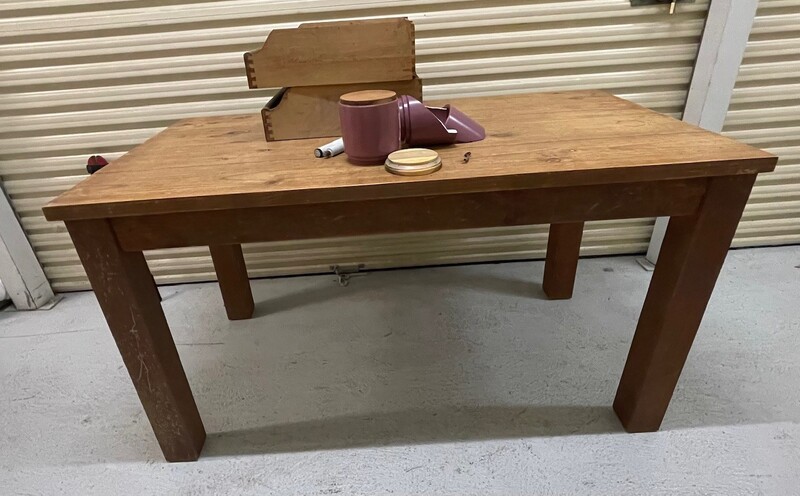 Storage King Hamilton Bid on Self Storage Unit auction IB-3043