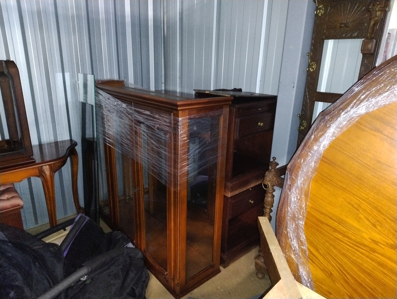 Ingleburn Self Storage Abandoned Storage Unit Auctions auction IB-3758