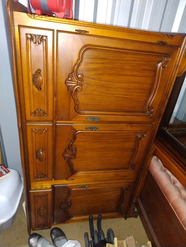 Ingleburn Self Storage Storage Unit Auction auction IB-3758