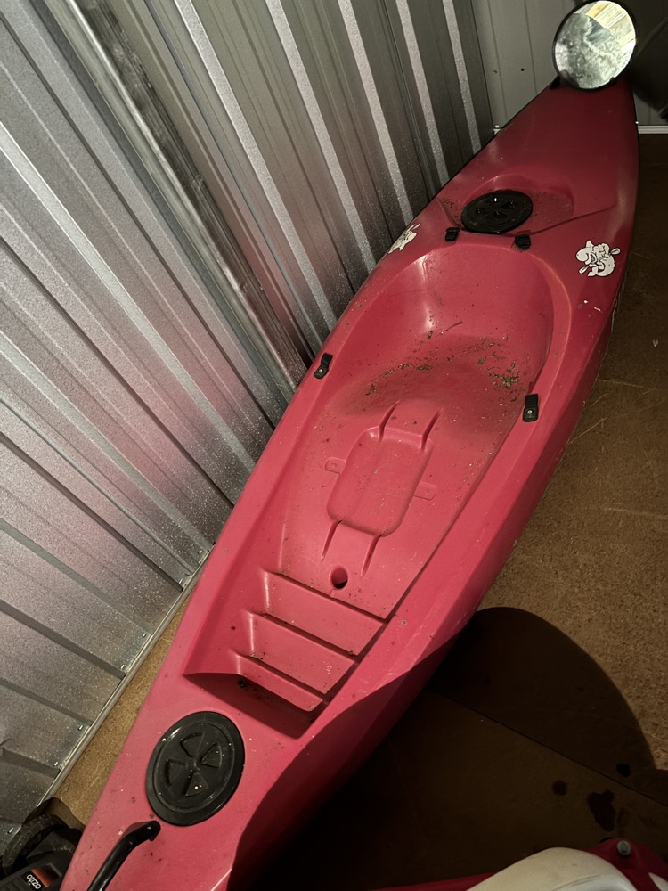 Storage King Kingston Storage Unit auction IB-6050