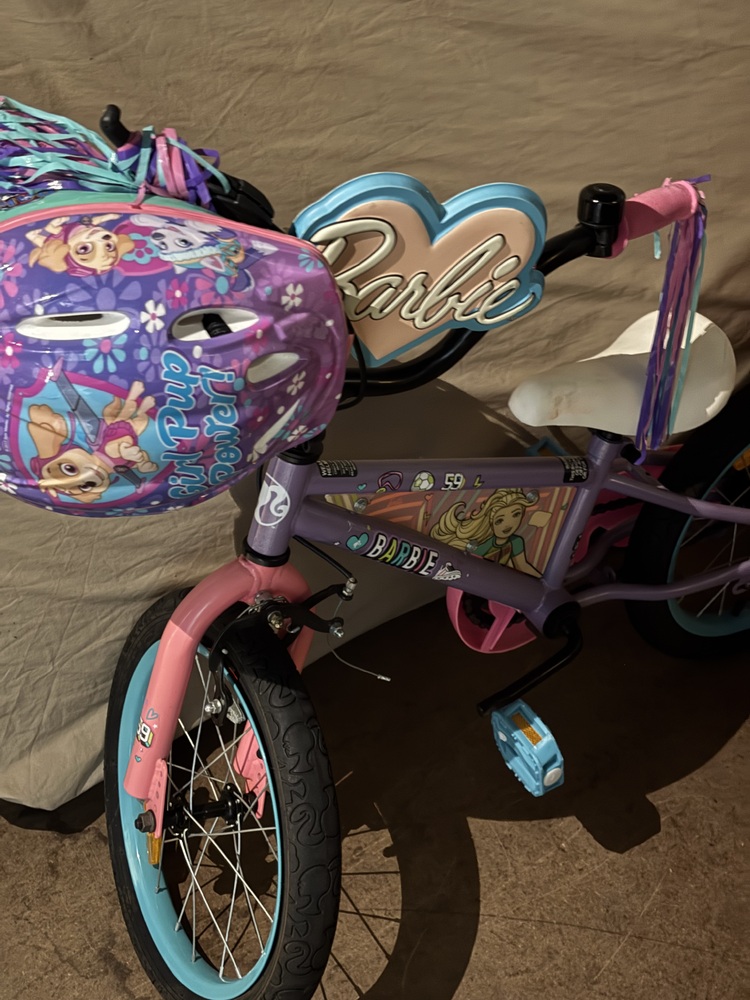 Storage King Kingston Storage Facility Unit auction IB-6050