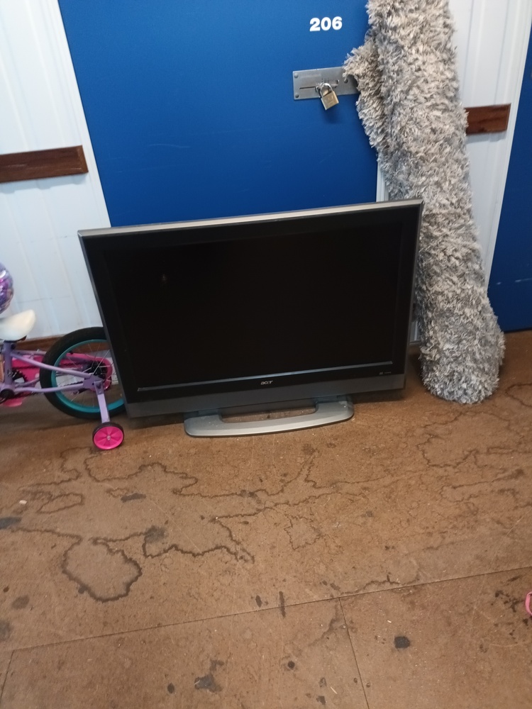 Storage King Kingston Abandoned Storage shed Auctions auction IB-6050