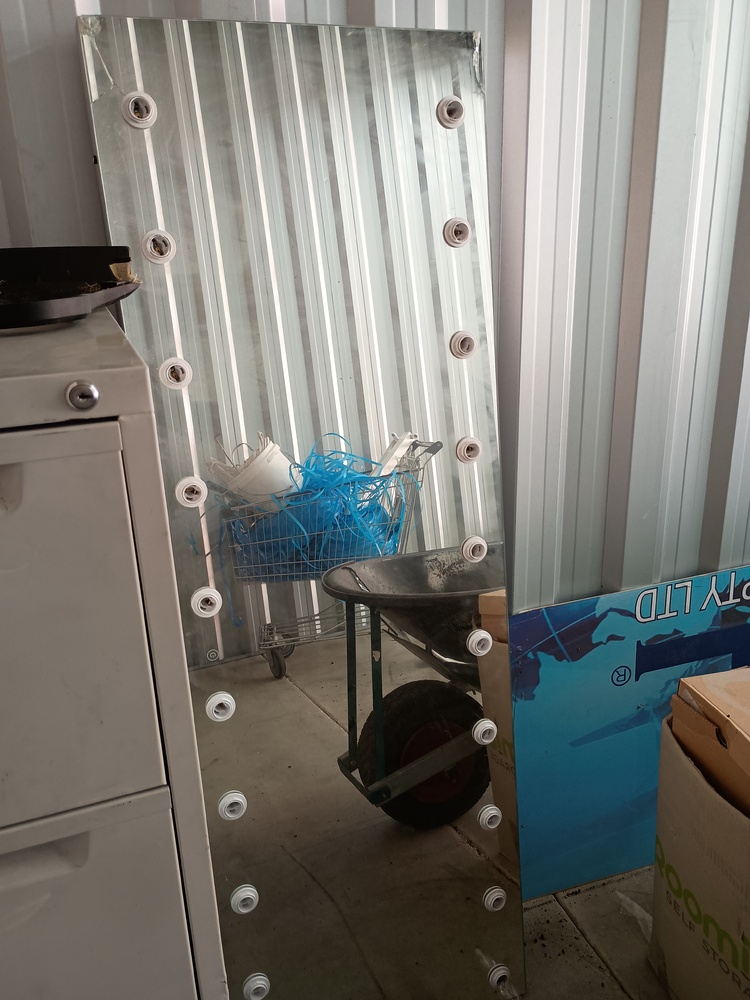 Kennards Self Storage Wetherill Park Storage lock up Auctions auction IB-3119