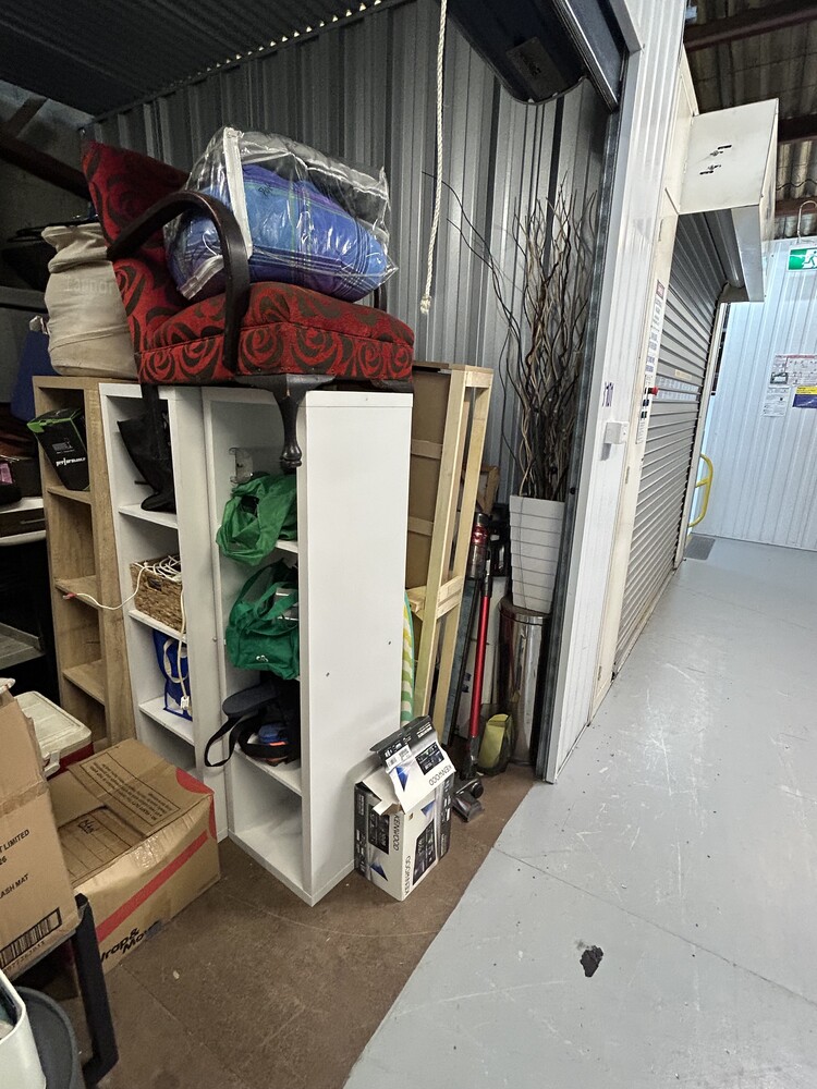 Storage King Bulimba Self Storage auction IB-6052