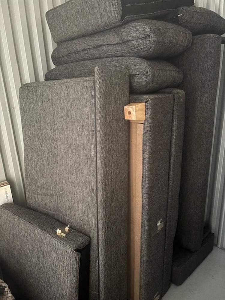 Rent a Space Bexley Storage Facility Unit auction IB-4747