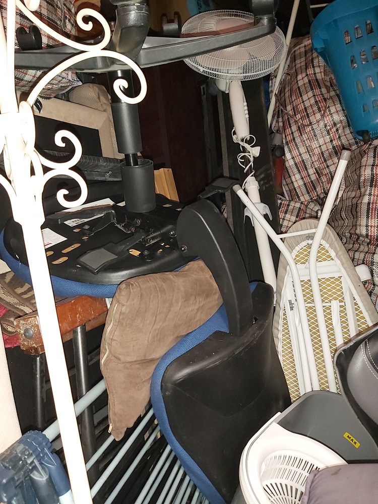 Rent a Space West Ryde Abandoned Storage Auctions auction IB-6431