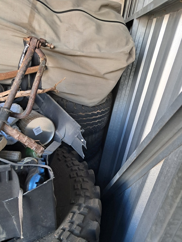 Storage King Morayfield Self Storage auction IB-4882