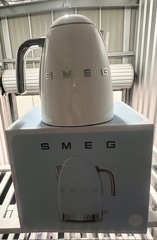 Hitchens Self Storage Bid on Storage auction IB-7843