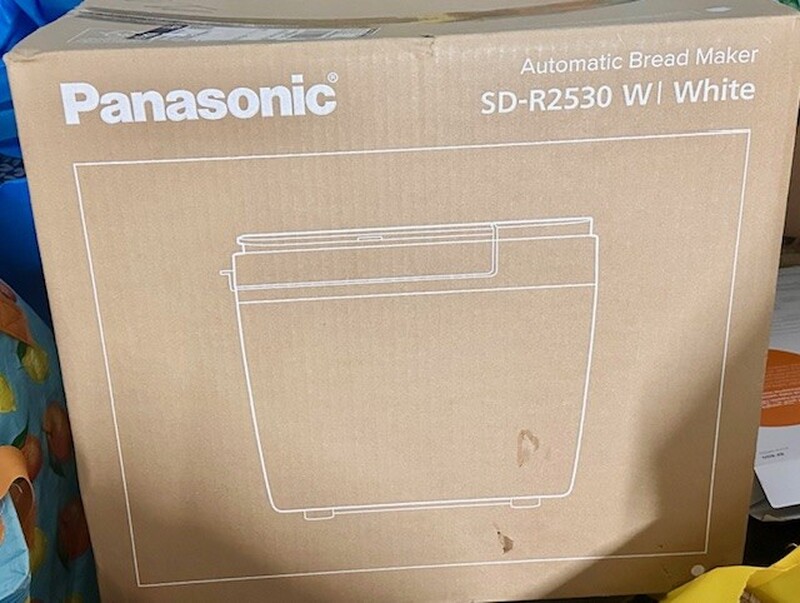 Hitchens Self Storage Abandoned Self Storage Auctions auction IB-7843