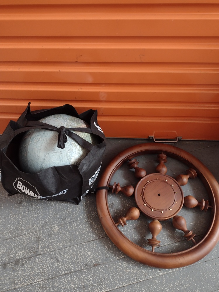 Kennards Self Storage Homebush Abandoned Storage garage Auctions auction IB-4267