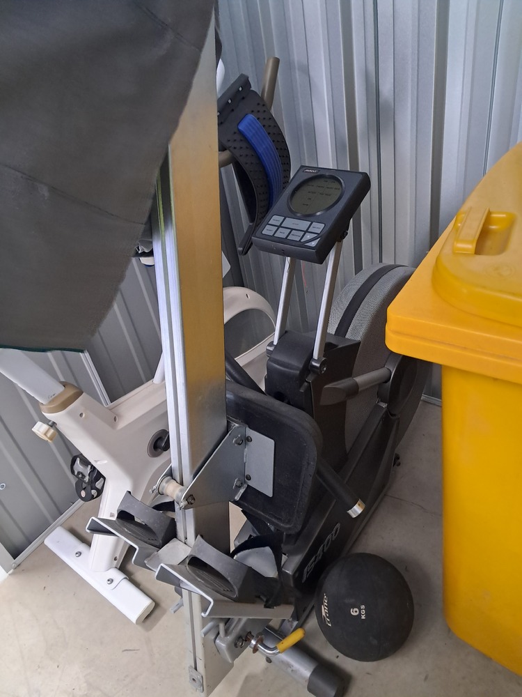 Storage King Granville Bid on Storage auction IB-2575