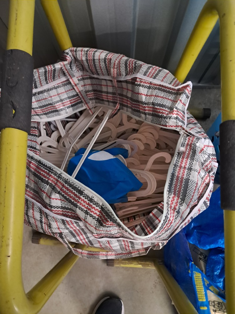 Storage King Granville Abandoned Storage centre Auctions auction IB-2575