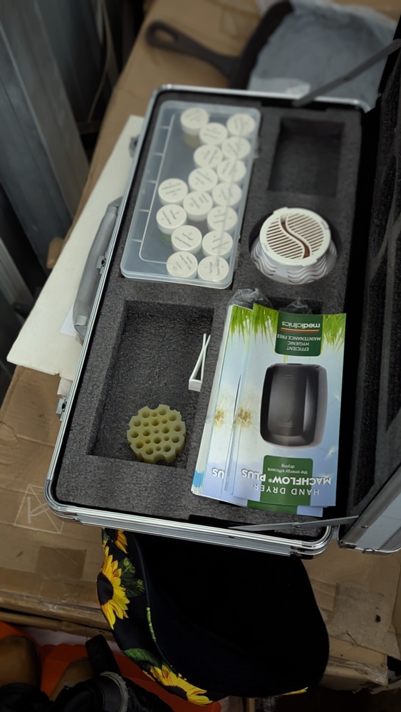 Storage King Acacia Ridge Bid on Self Storage Unit auction IB-5517