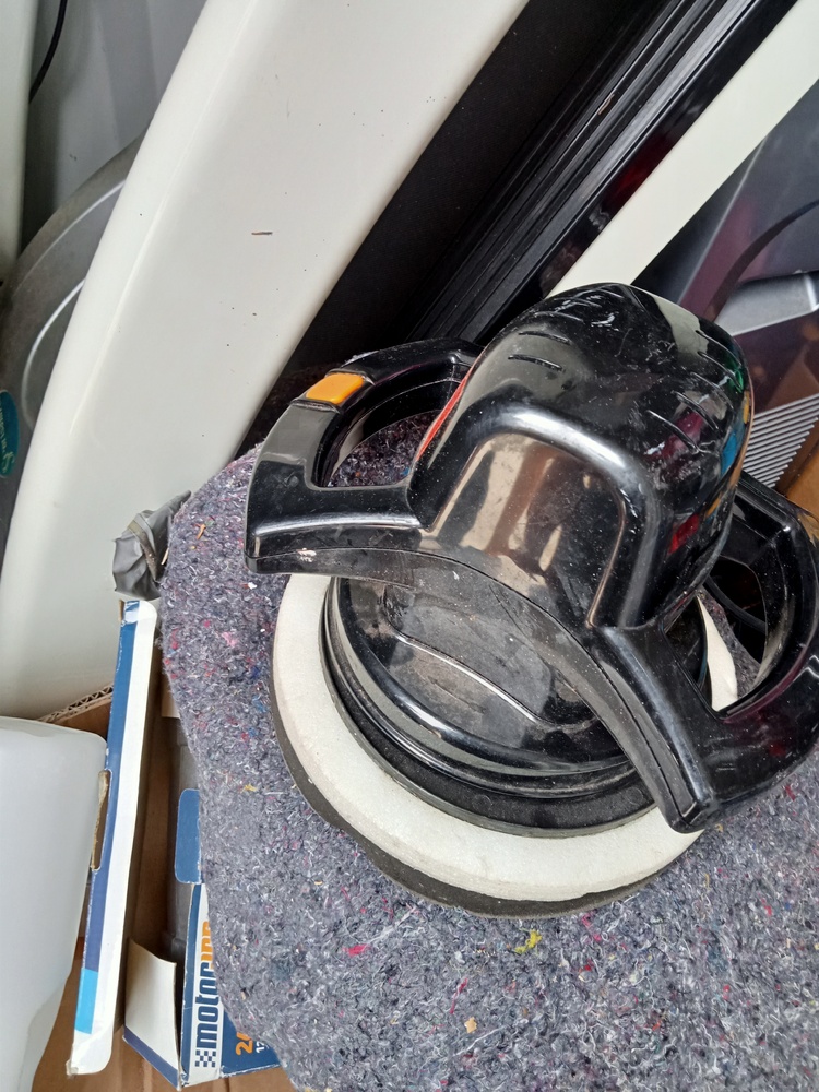 Sinclair Storage - Gold Coast Bid on Self Storage Unit auction IB-1105