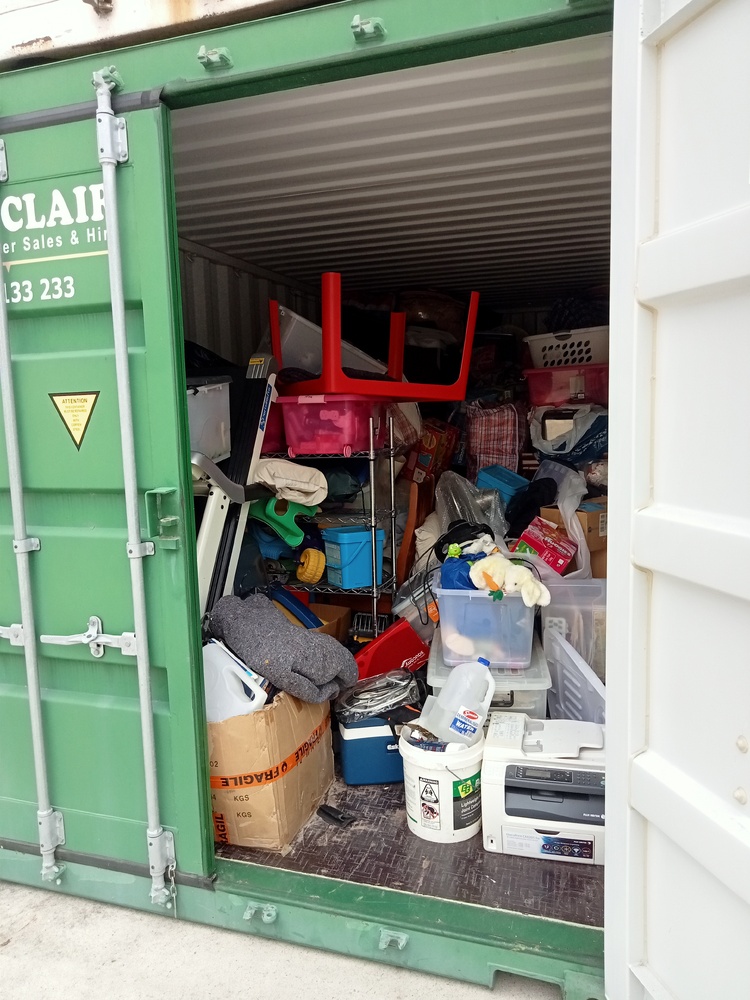 Sinclair Storage - Gold Coast Abandoned Self Storage Auctions auction IB-1105