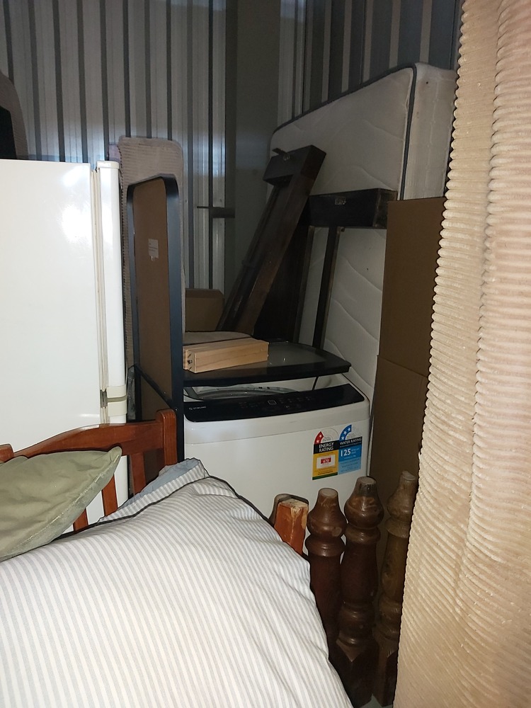 Rent a Space Gregory Hills Bid on Self Storage Unit auction IB-1140