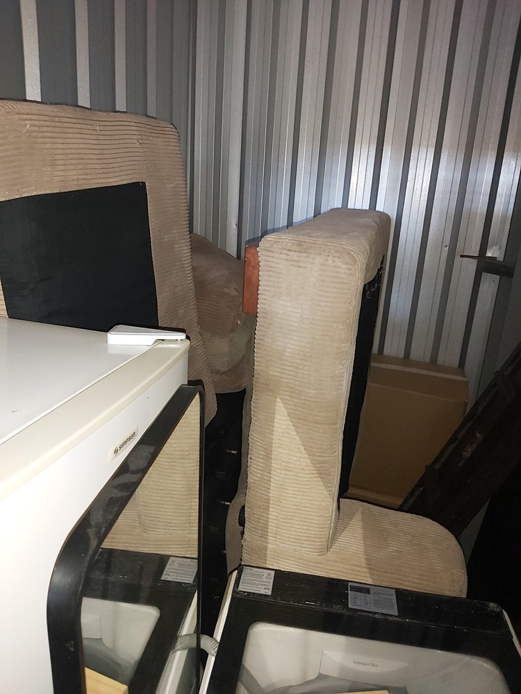 Rent a Space Gregory Hills Abandoned Self Storage Auctions auction IB-1140