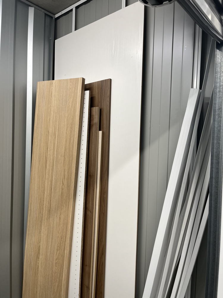 Storage King Caringbah Abandoned Storage garage Auctions auction IB-5489