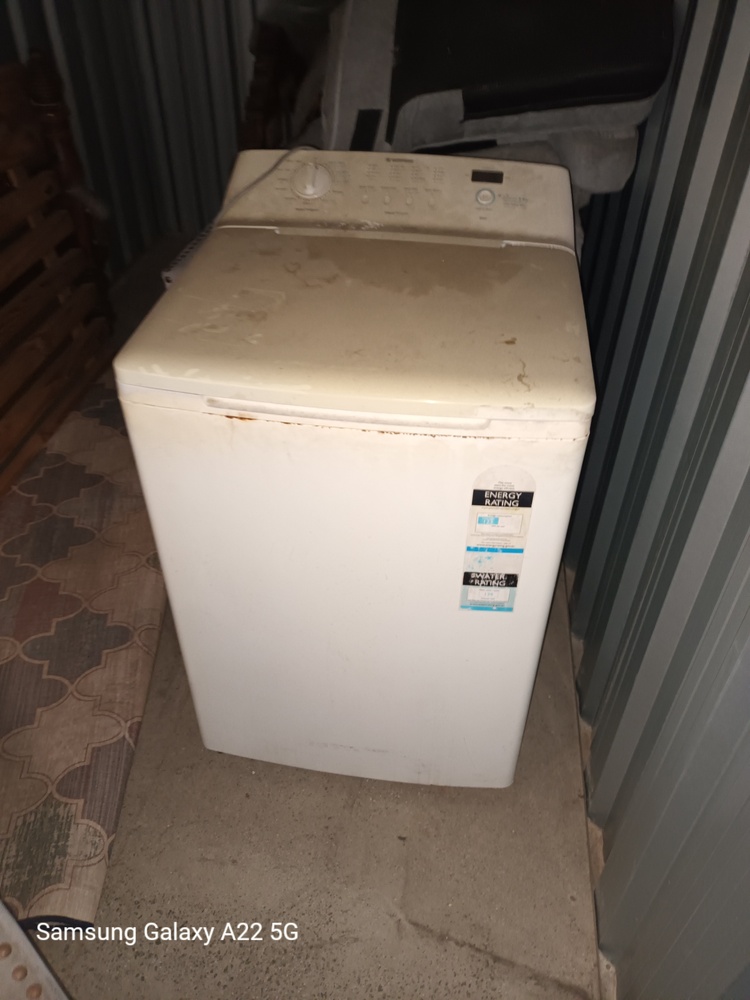 Storage King Smithfield Storage Unit auction IB-6253