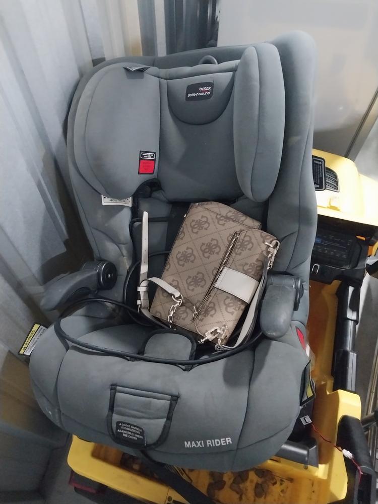 Storage King Coomera Storage Unit auction IB-7507