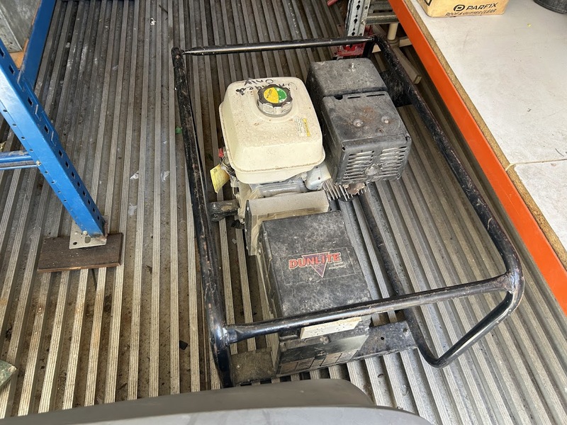 Allsafe Self Storage Complex (QLD) P/L Abandoned Storage Auctions auction IB-9285