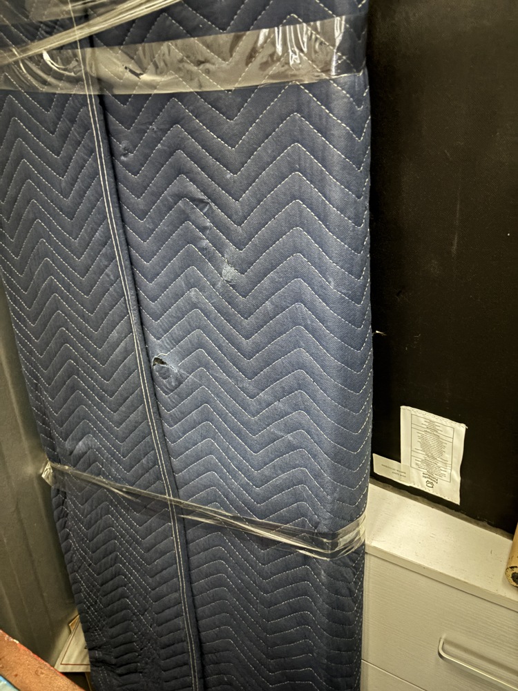 Storage King Woolloomooloo Bid on Storage Unit auction IB-1221