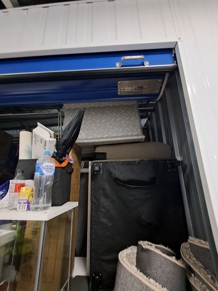 Storage King Yarrabilba Abandoned Self Storage Auctions auction IB-3425