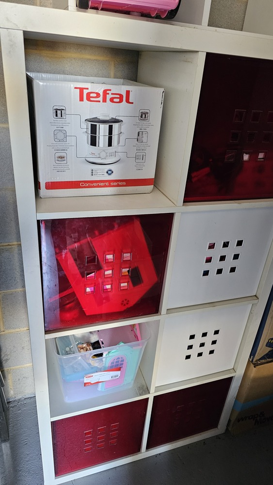 Public Self Storage Hallam Bid on Storage Unit auction IB-4861