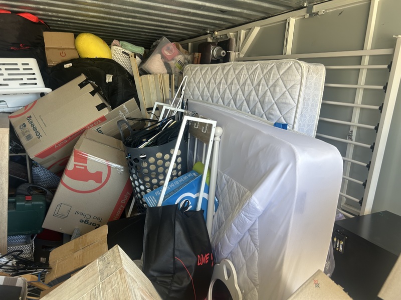 Mobistorage Yangebup Abandoned Storage Auctions auction IB-5360